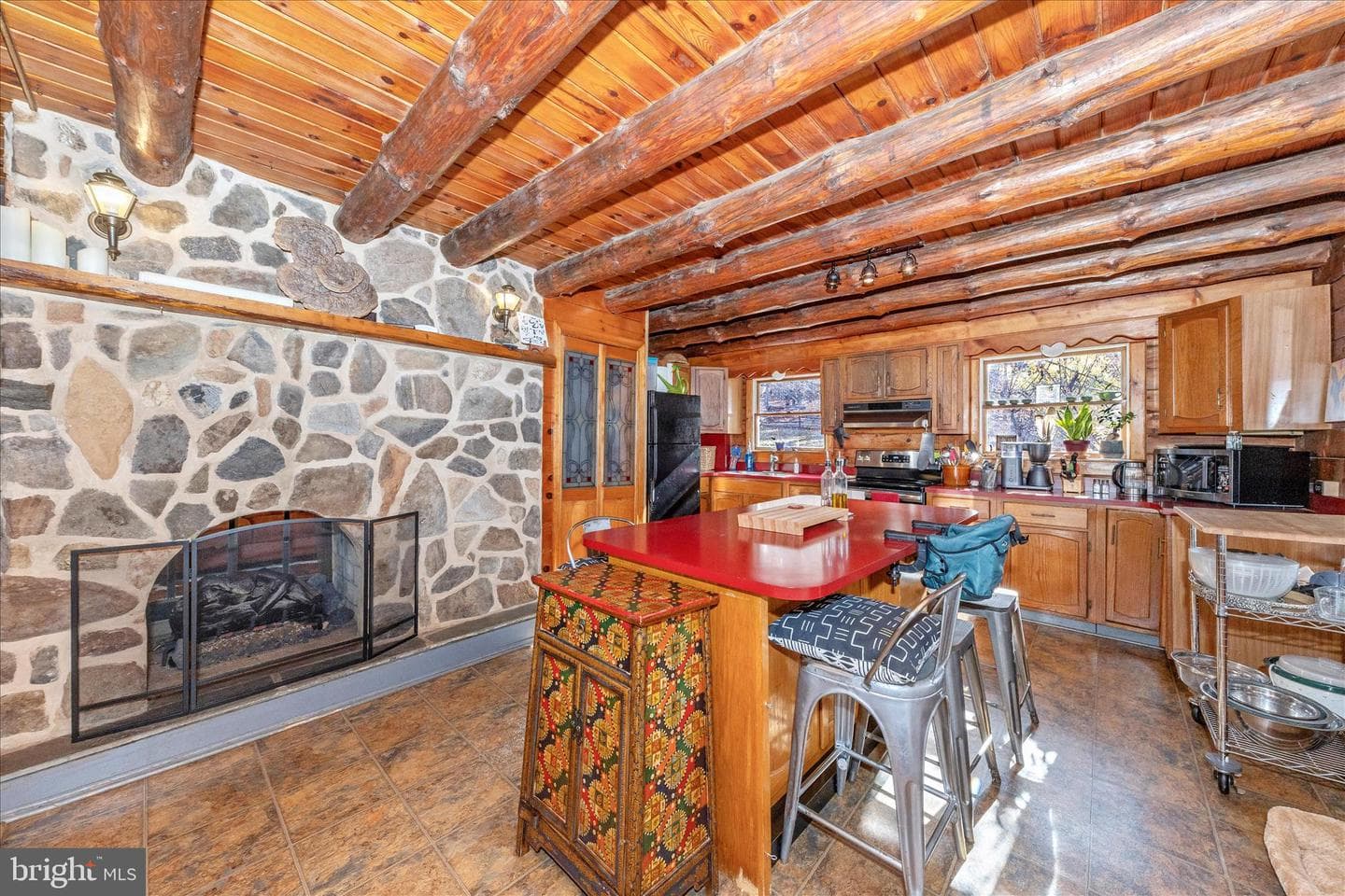 1402 Hoffmaster Road photo 3