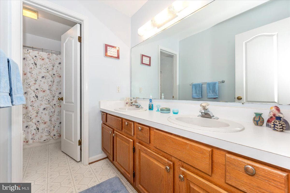 20102 Teakwood Drive photo 40