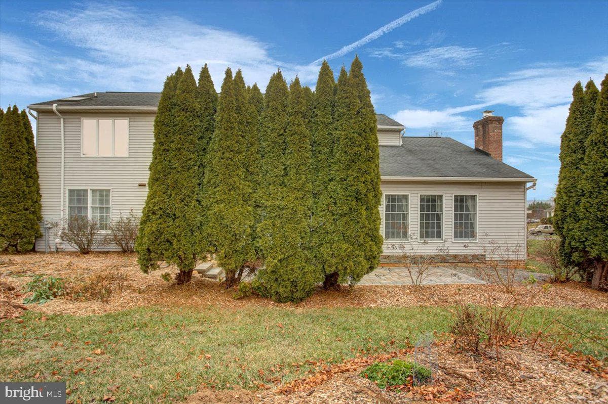 12930 Oak Hill Avenue photo 48