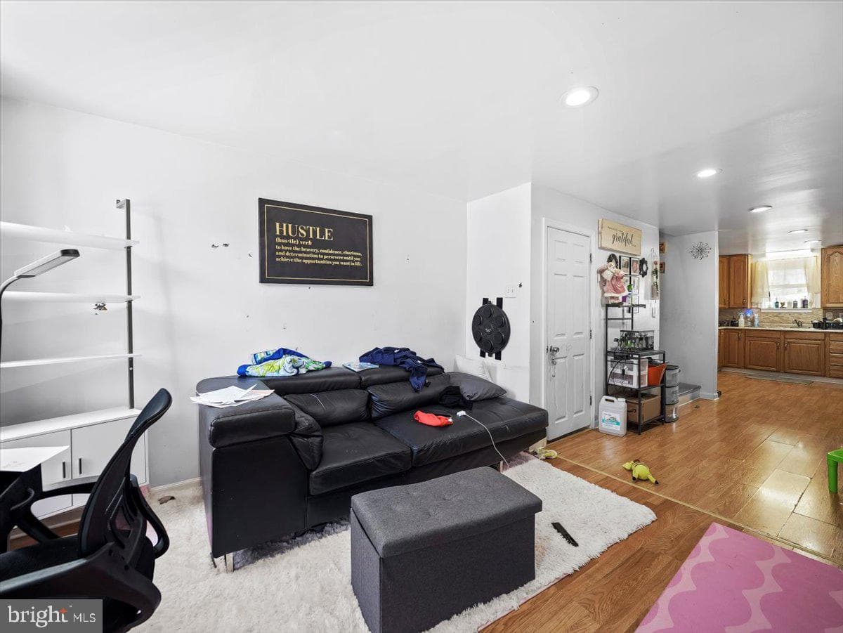 360 S Cannon Avenue photo 3