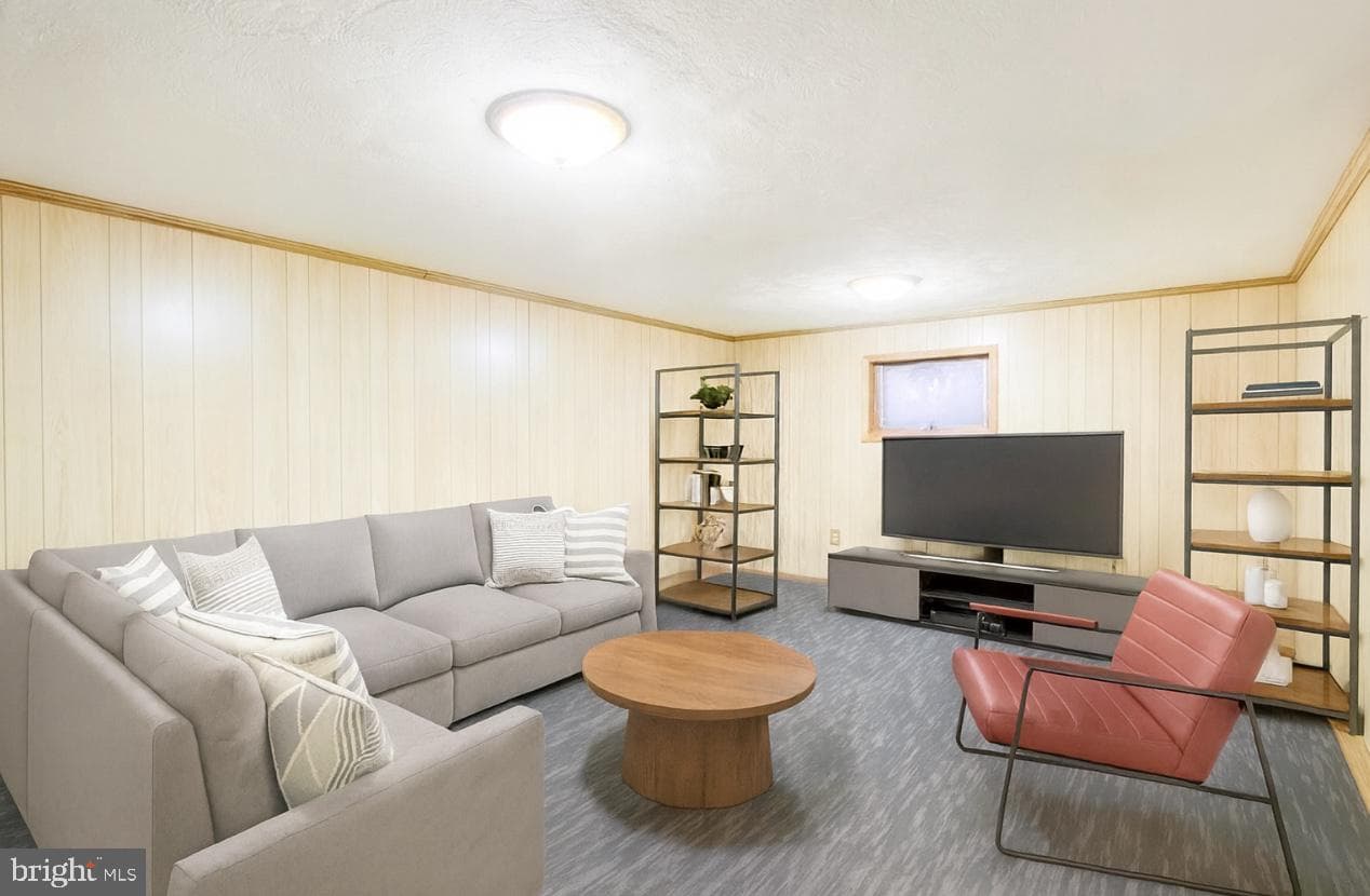 17511 Gay Street photo 14
