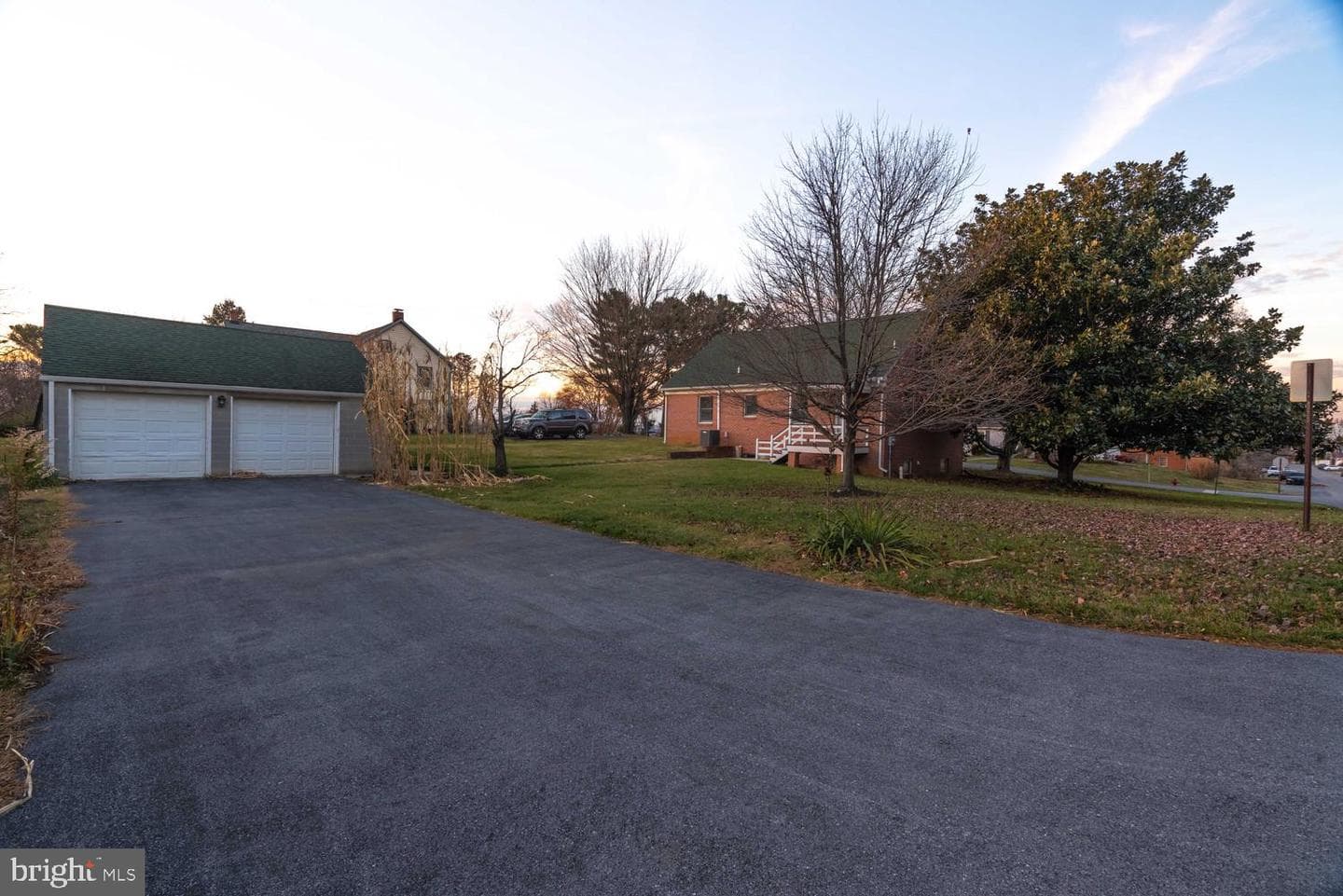 17511 Gay Street photo 27