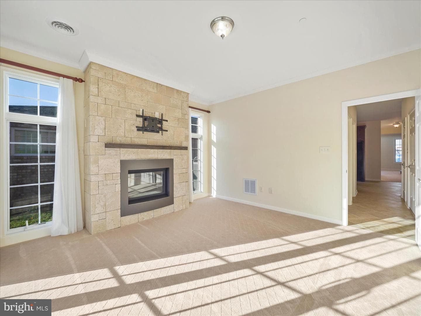 608 Tudor Drive photo 25