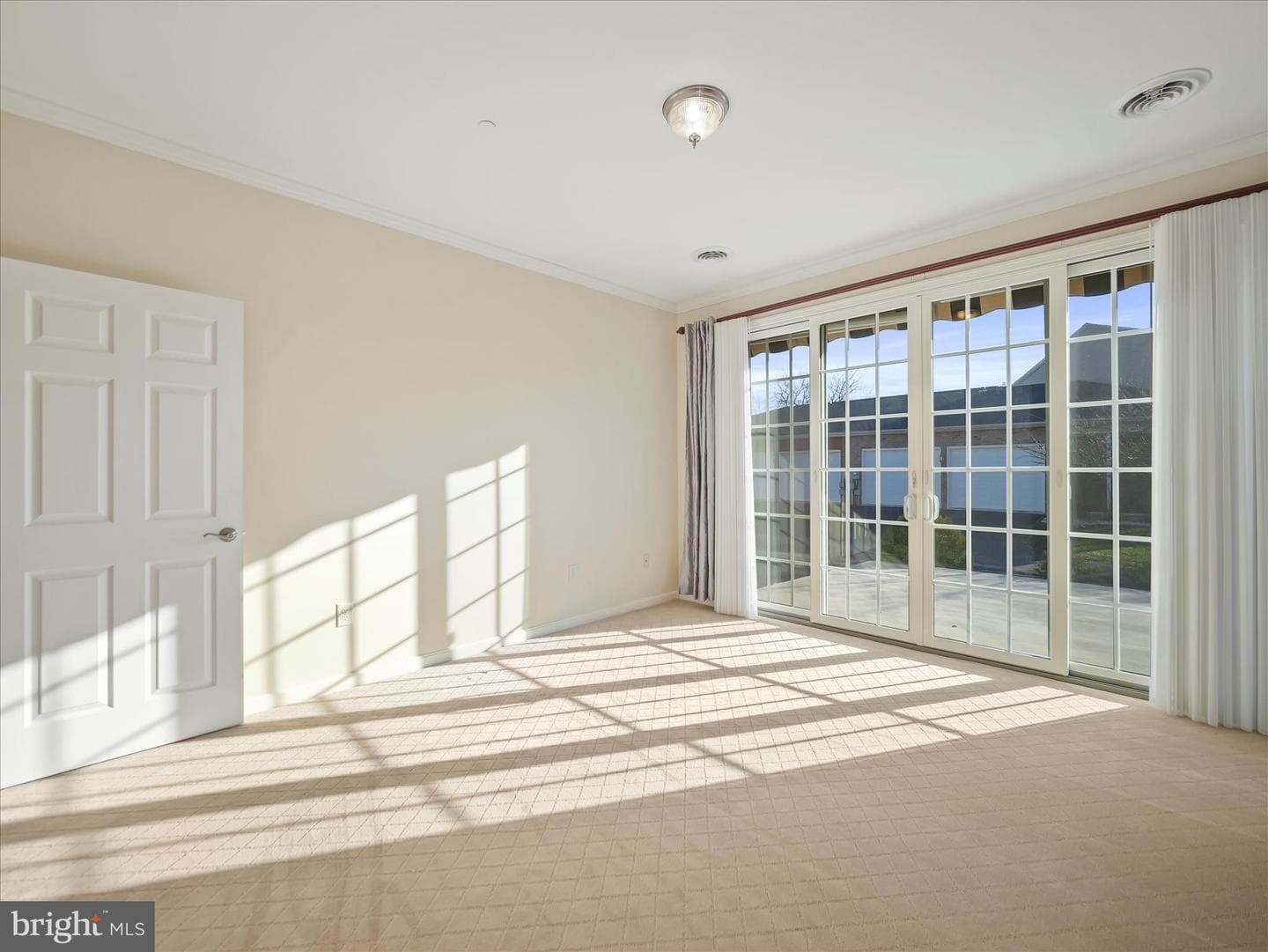 608 Tudor Drive photo 26