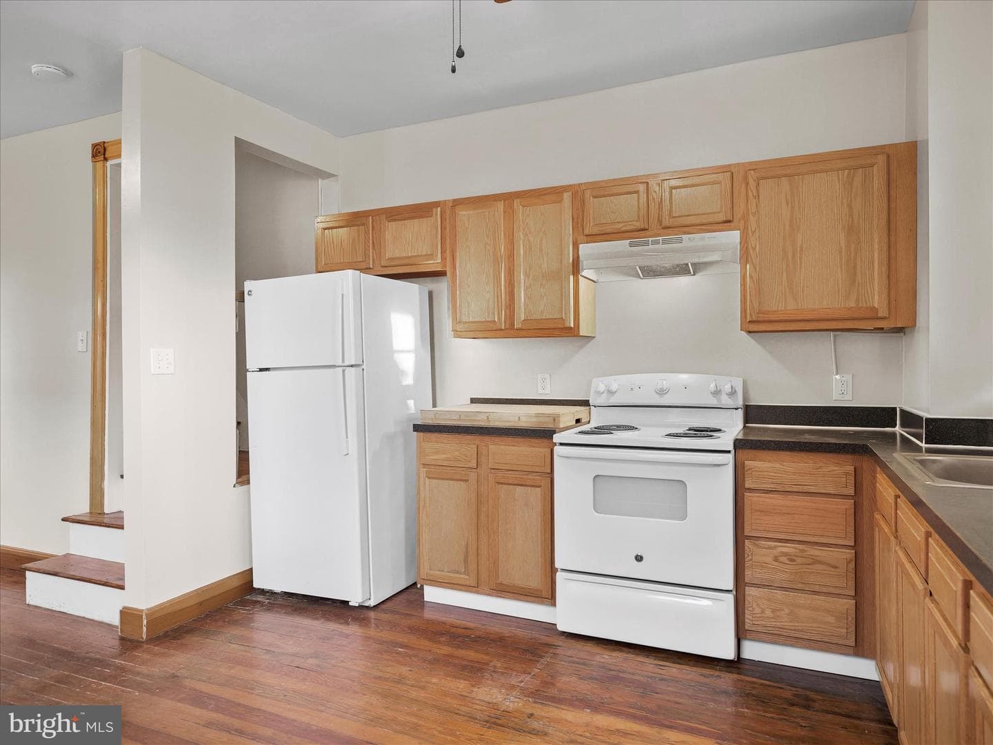 133 Randolph Ave photo 11