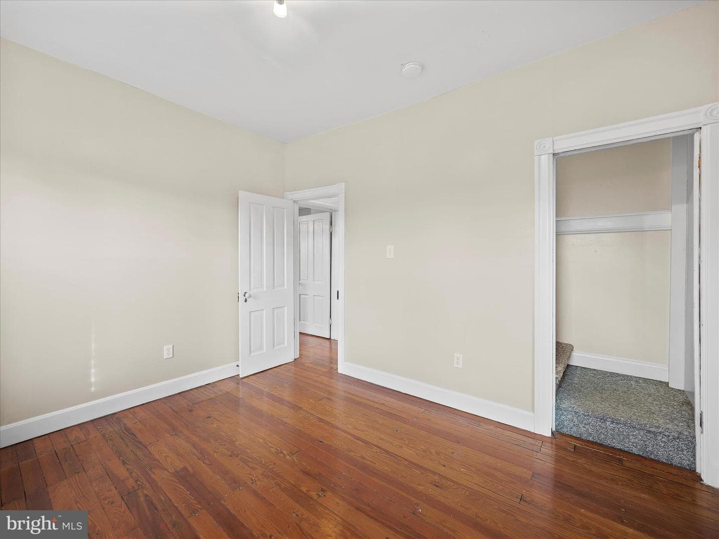 133 Randolph Ave photo 17