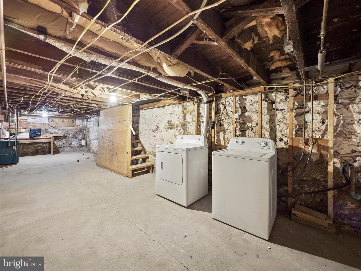 133 Randolph Ave photo 23
