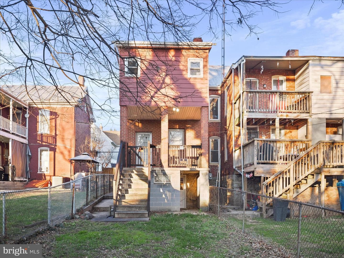 133 Randolph Ave photo 27