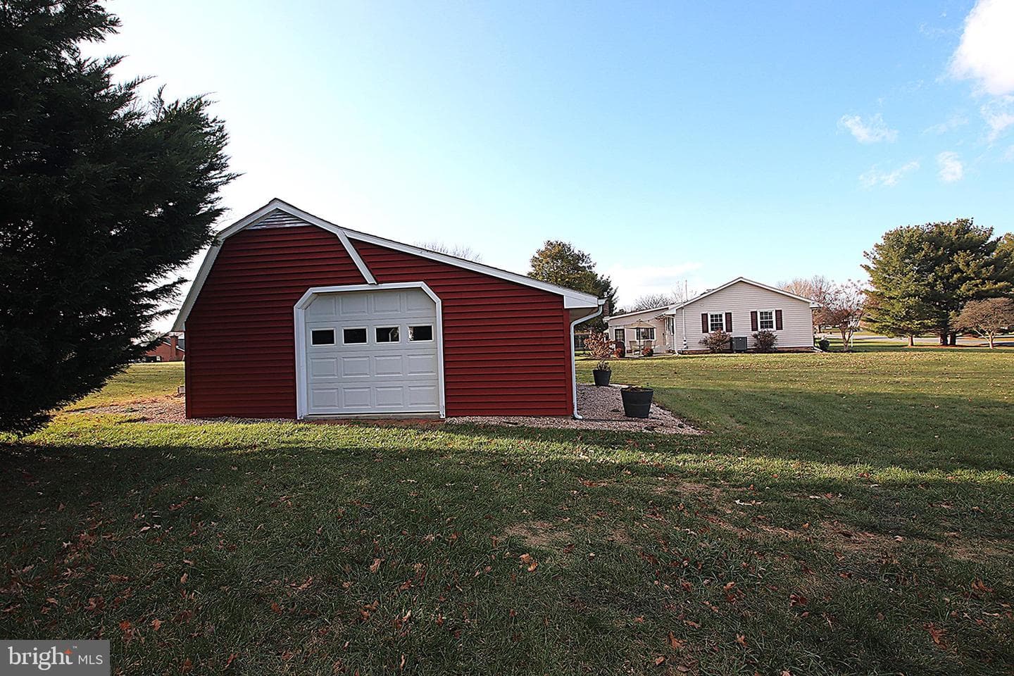 22107 Beaverbrook Drive photo 41