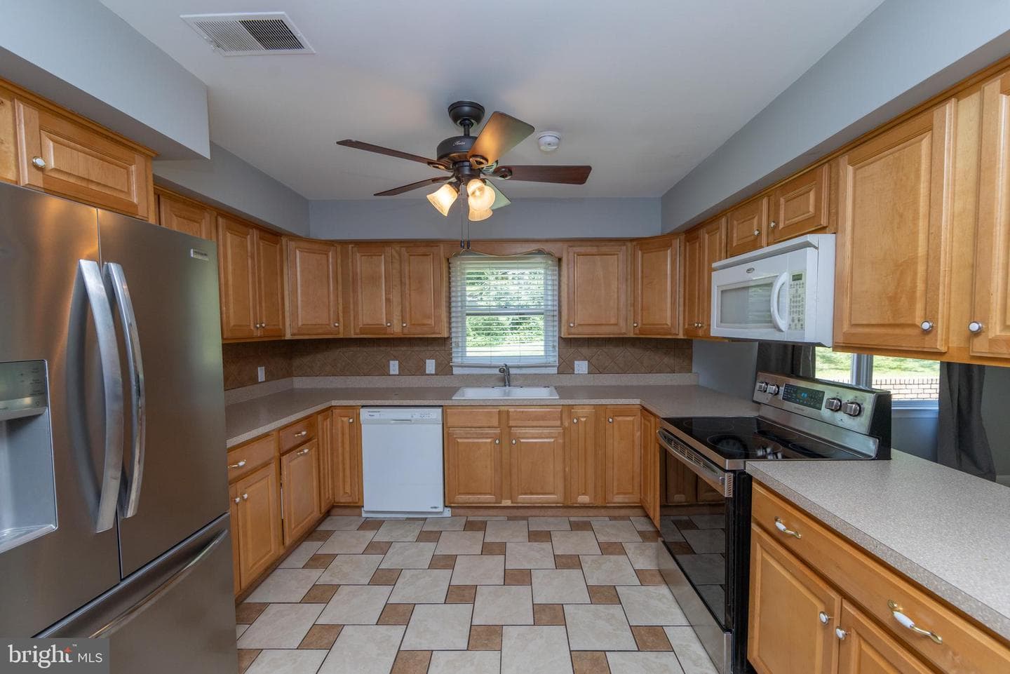 10813 Wilcox Drive photo 6