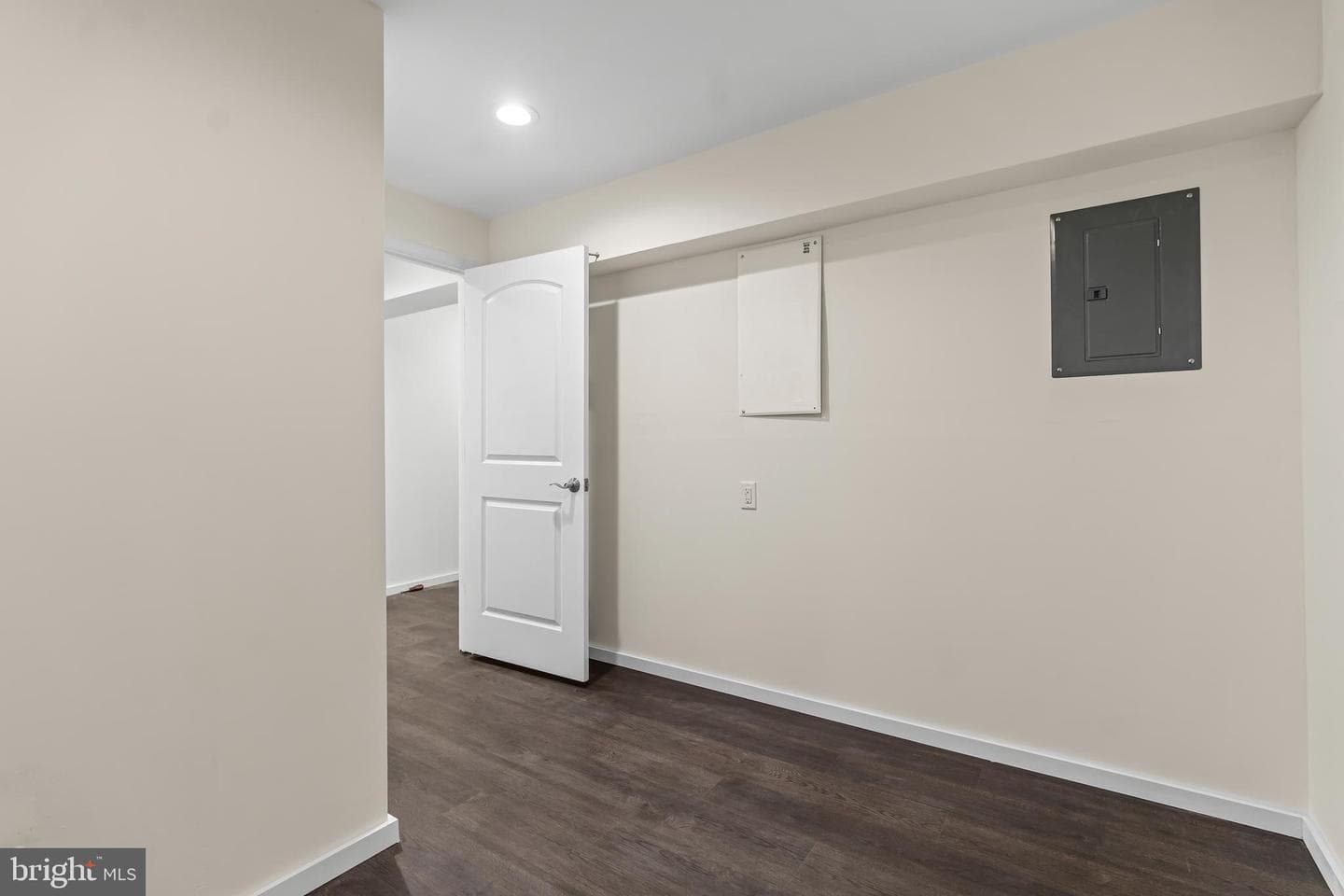 9401 Westenberger Drive photo 41
