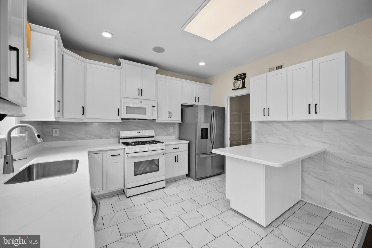 9424 Morning Dew Drive photo 23