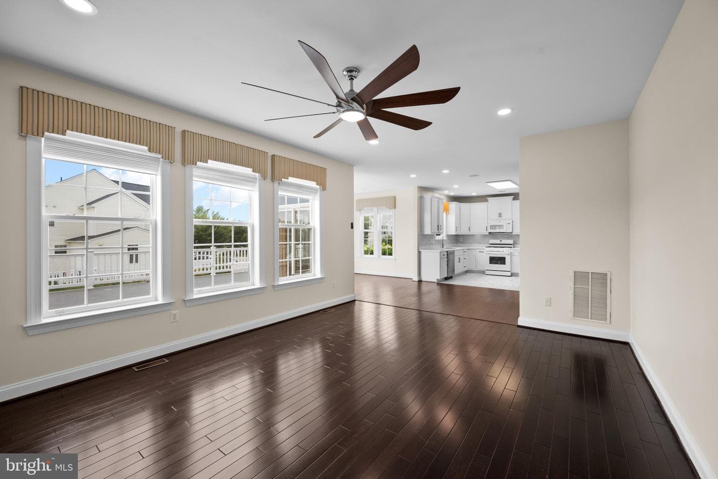 9424 Morning Dew Drive photo 31