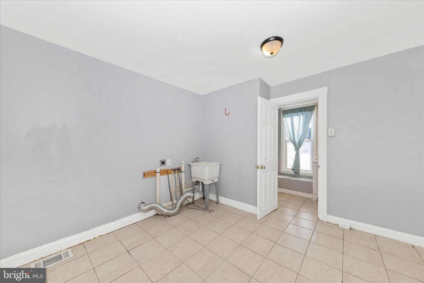 522 N Mulberry Street photo 26
