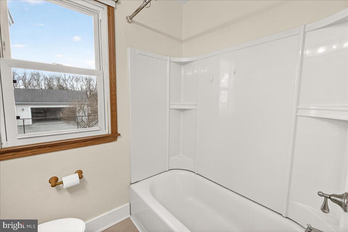 1032 Rose Hill Avenue photo 14
