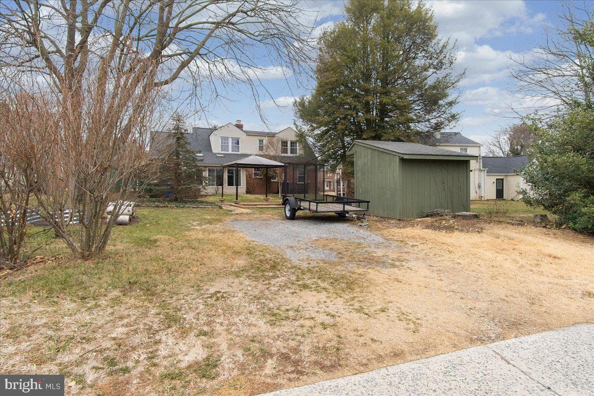 117 Calvert Terrace photo 33