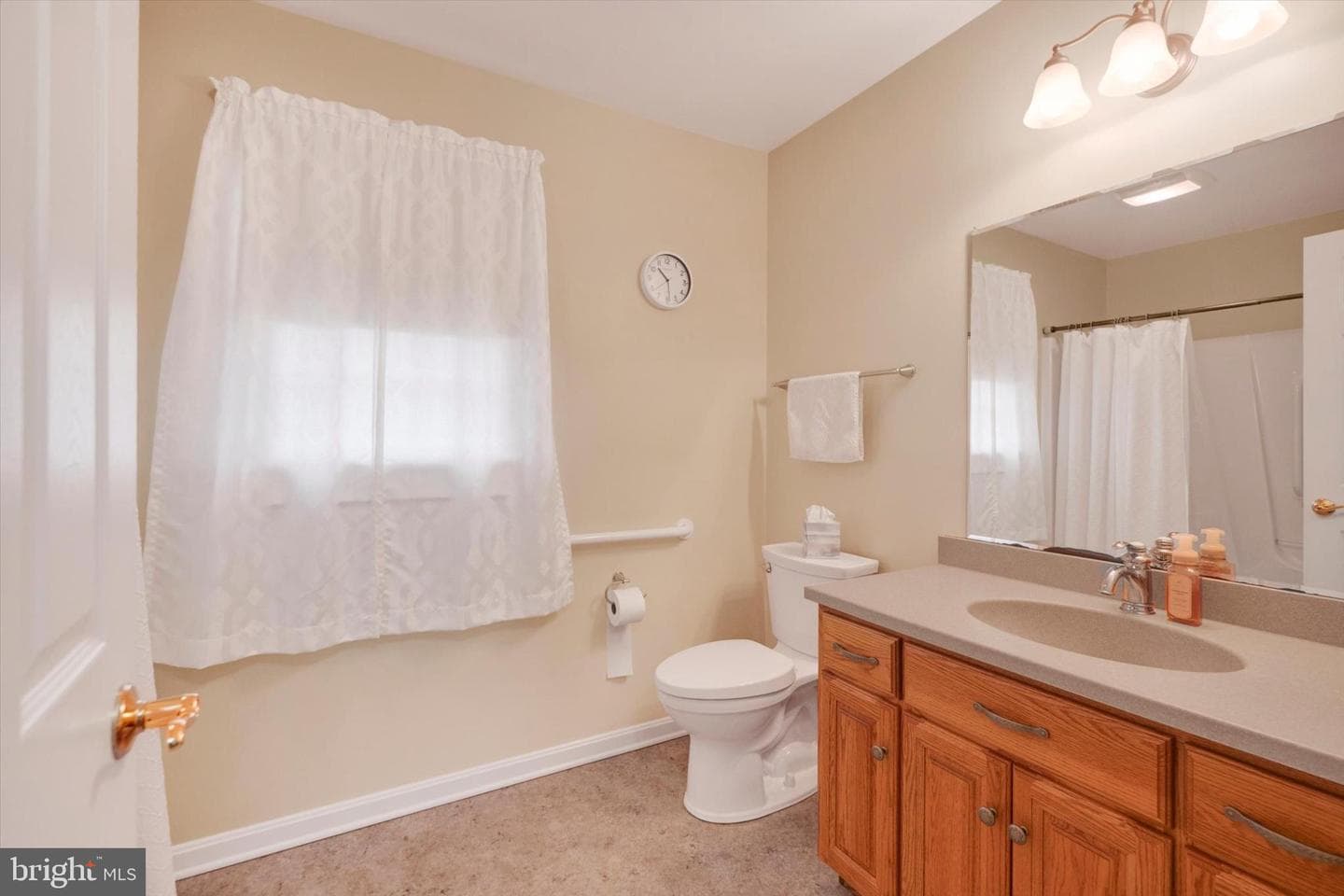 13323 Maugansville Road photo 18