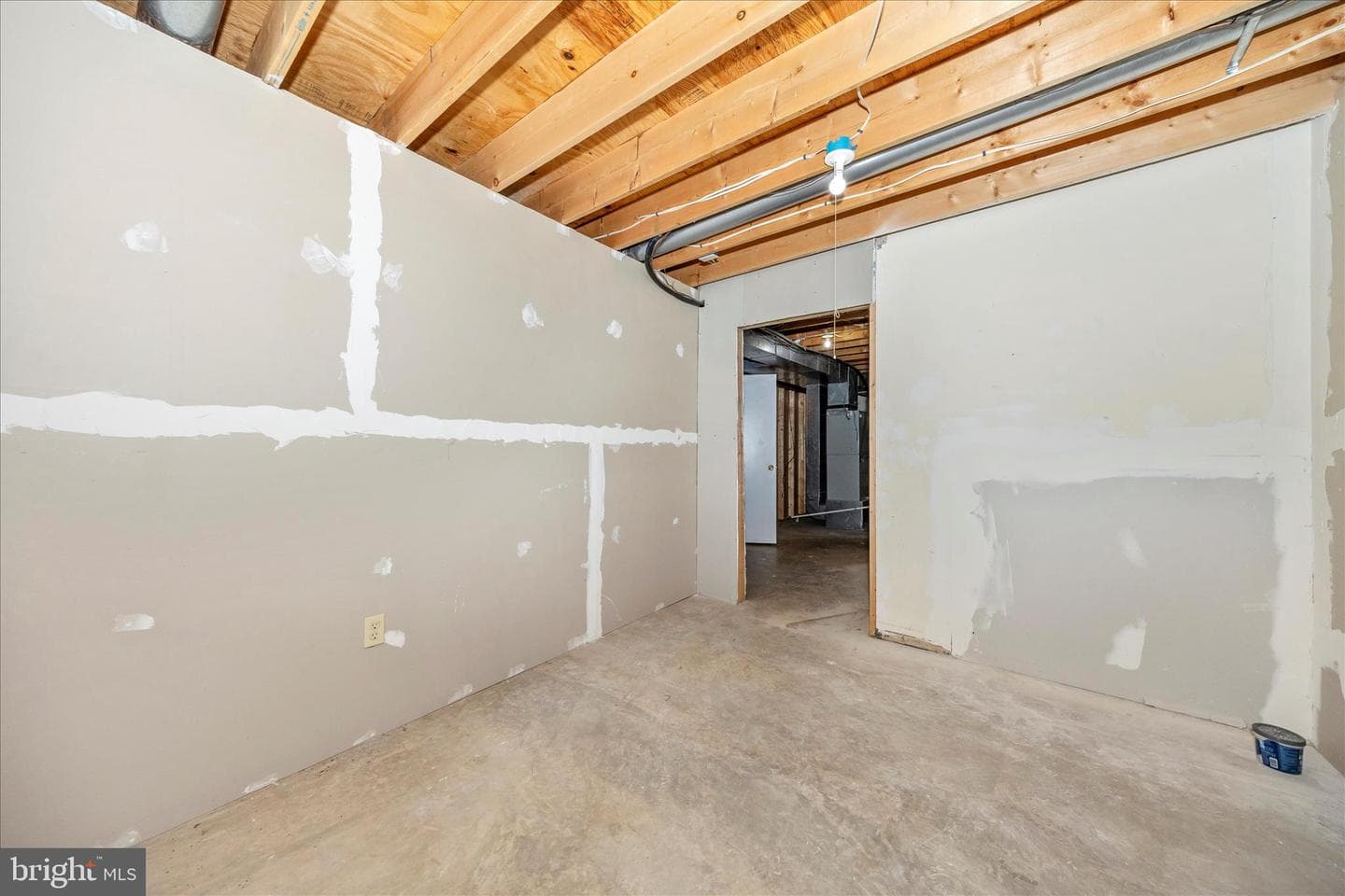 103 Rebeccas Court photo 38