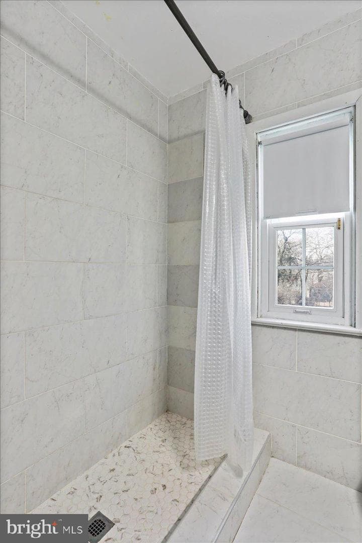 19011 Orchard Terrace Road photo 28
