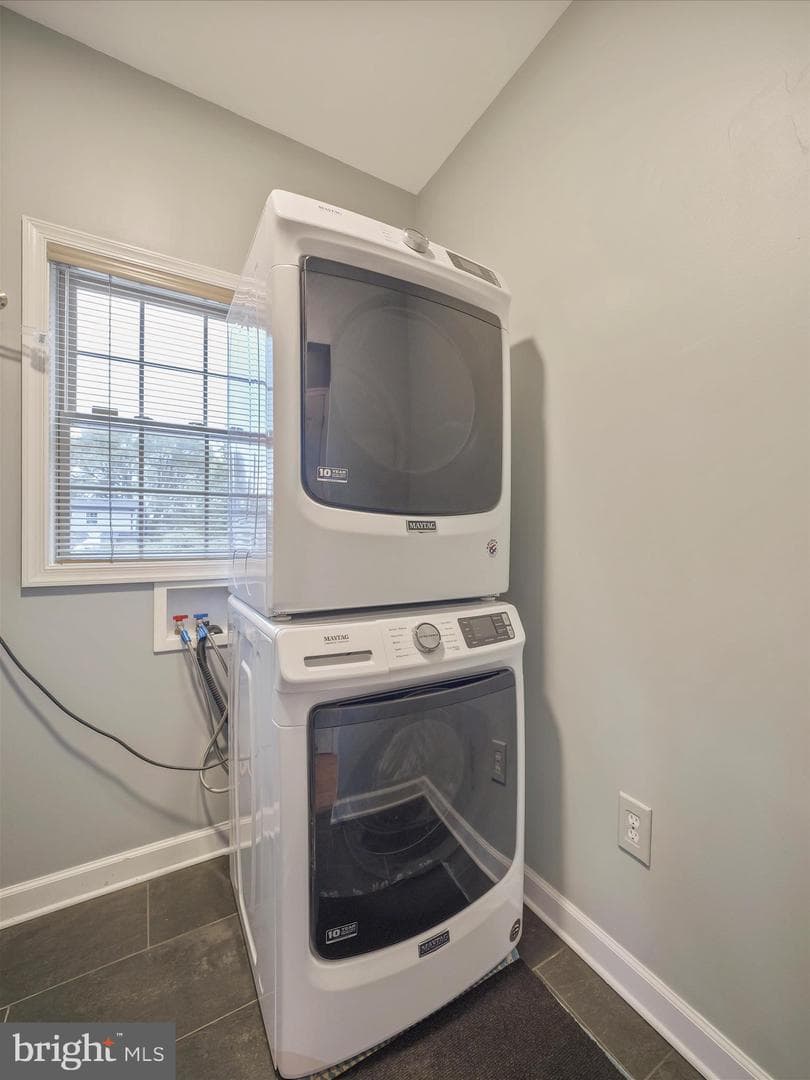 14016 Weaver Avenue photo 16