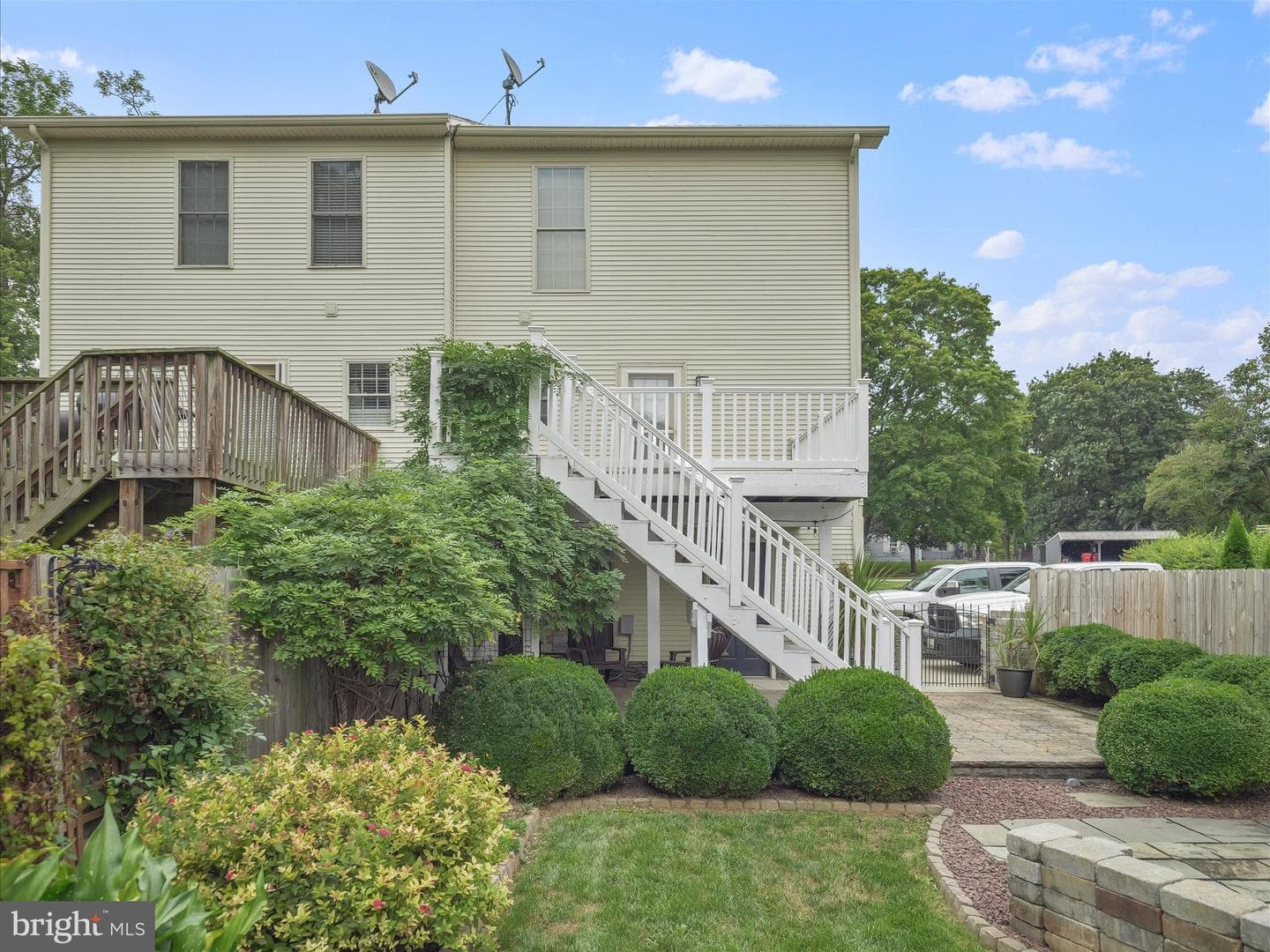 14016 Weaver Avenue photo 34
