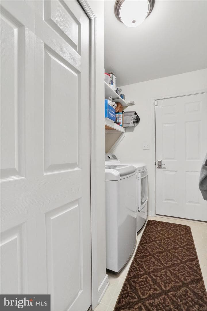 165 Stanford Road photo 24