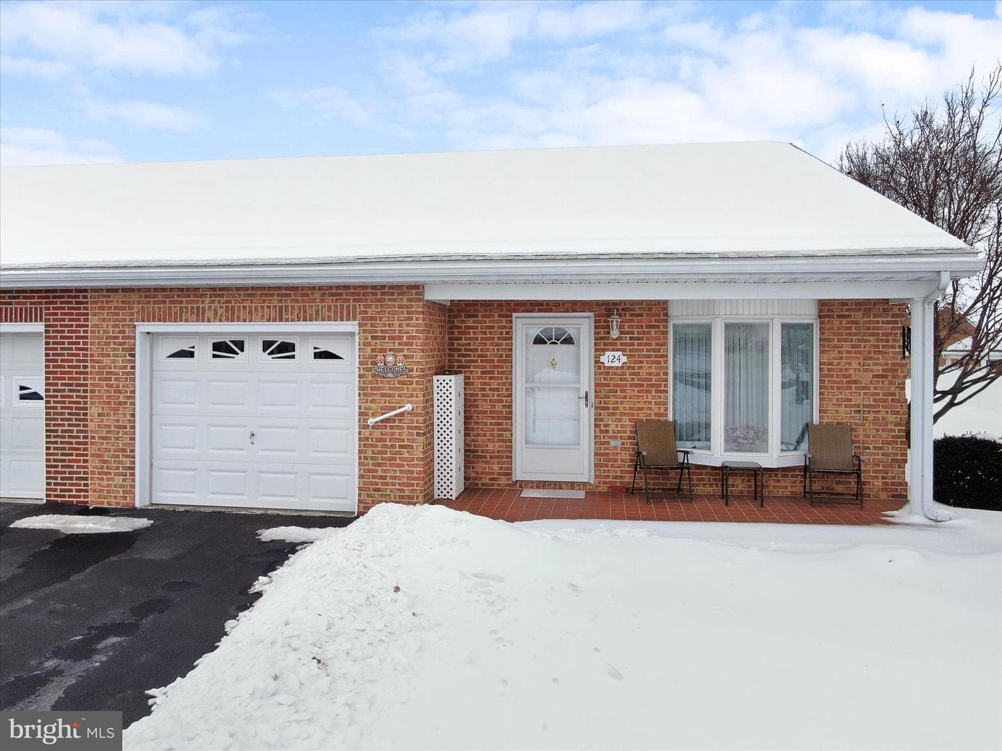 124 Buttercup Drive photo 1