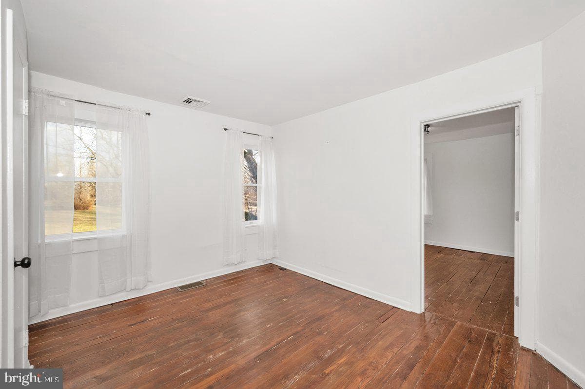 11012 Arnold Lane photo 33