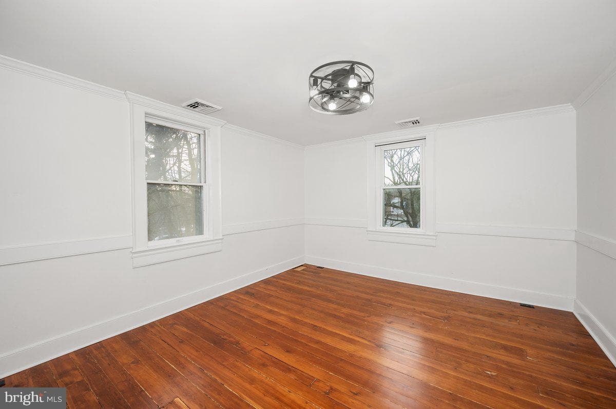 11012 Arnold Lane photo 41
