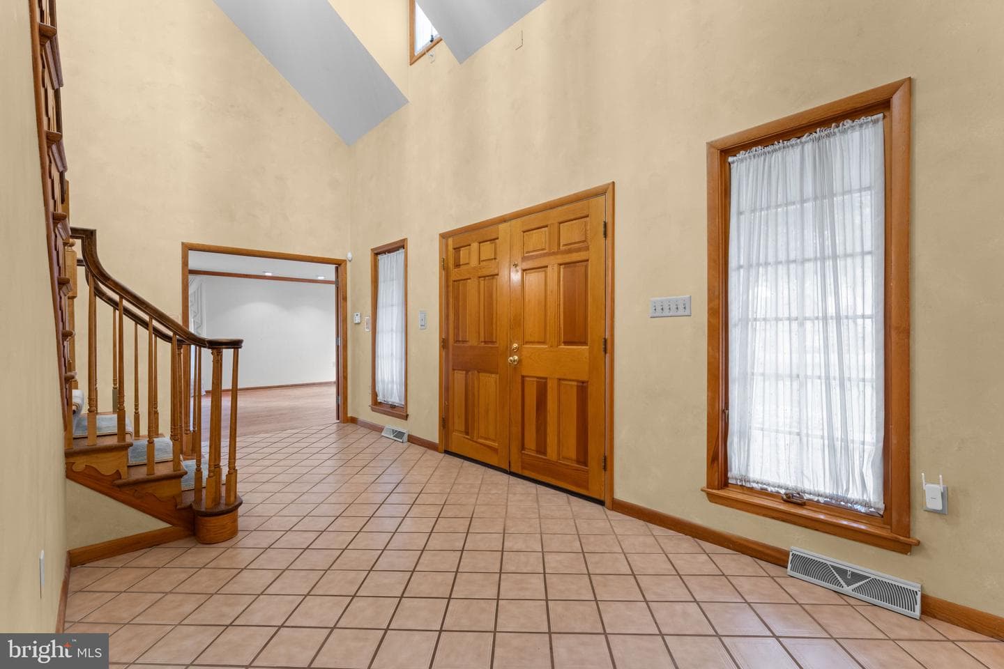 18903 Manchester Drive photo 5