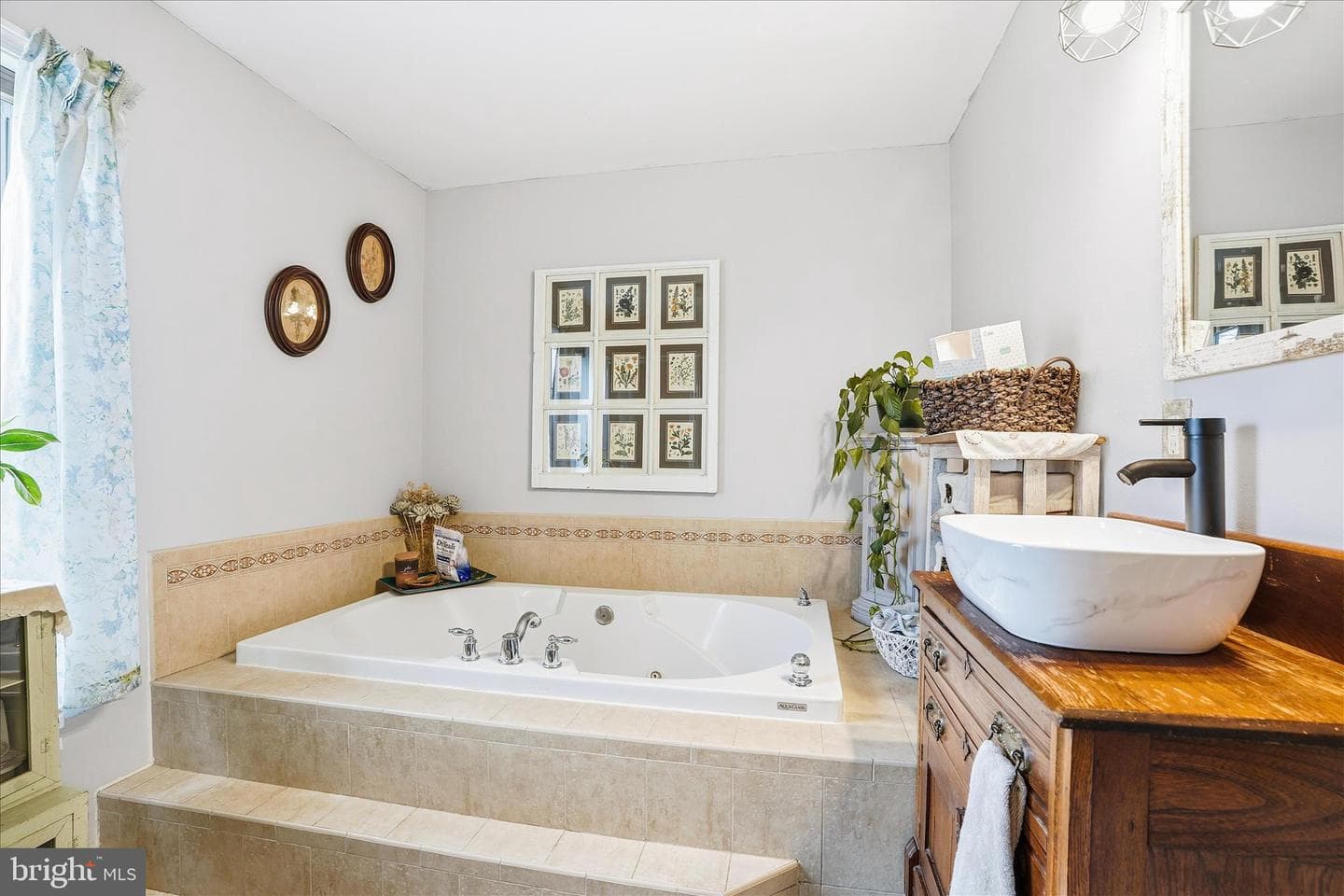25210 Cascade Road photo 28