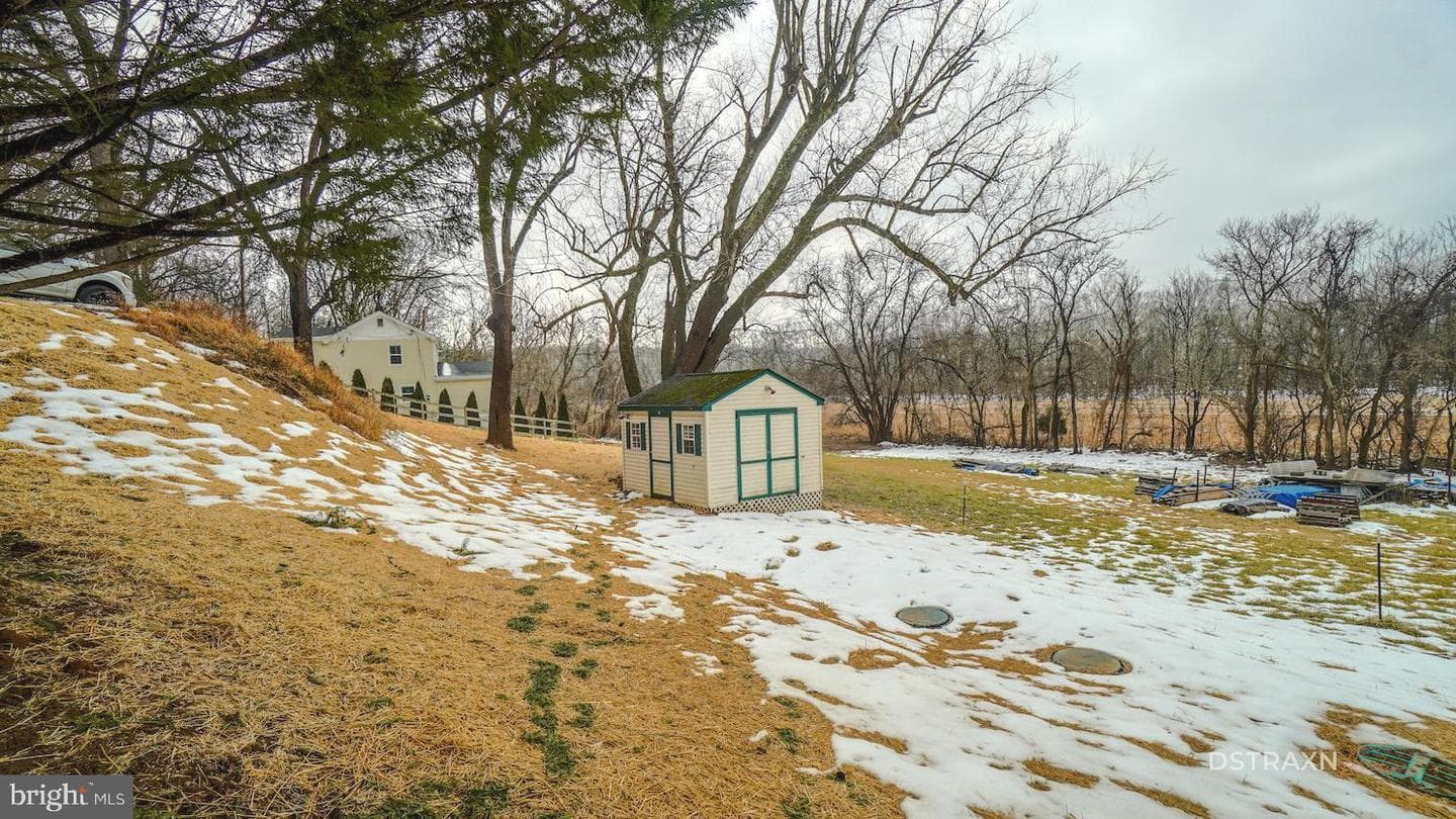 3708 Limekiln Road photo 7