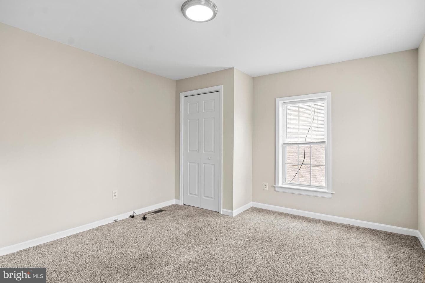 48 Fairground Avenue photo 19