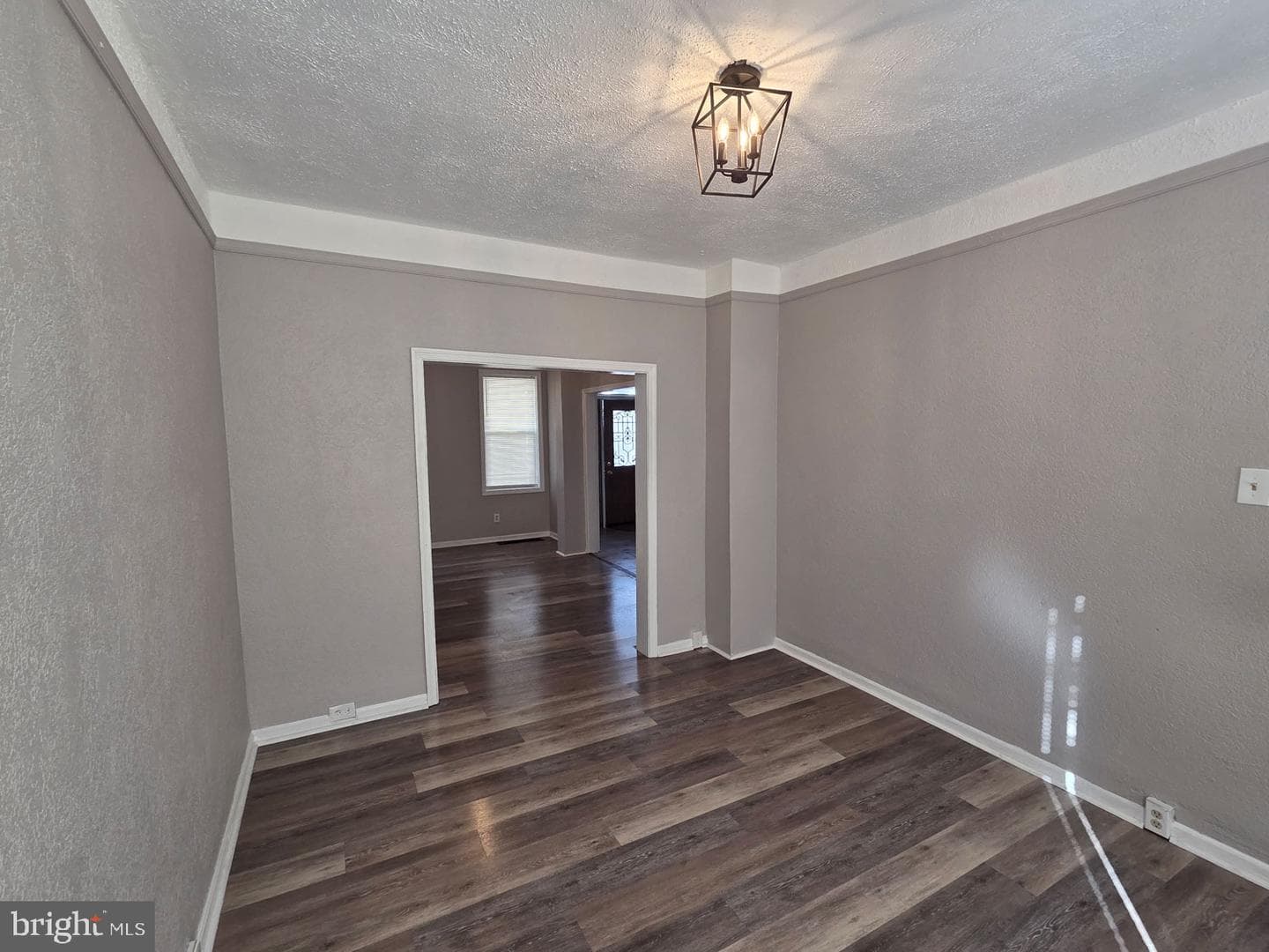 332 Burhans Boulevard E photo 11