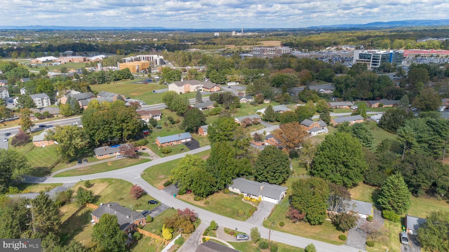 8 Brightwood Drive photo 39
