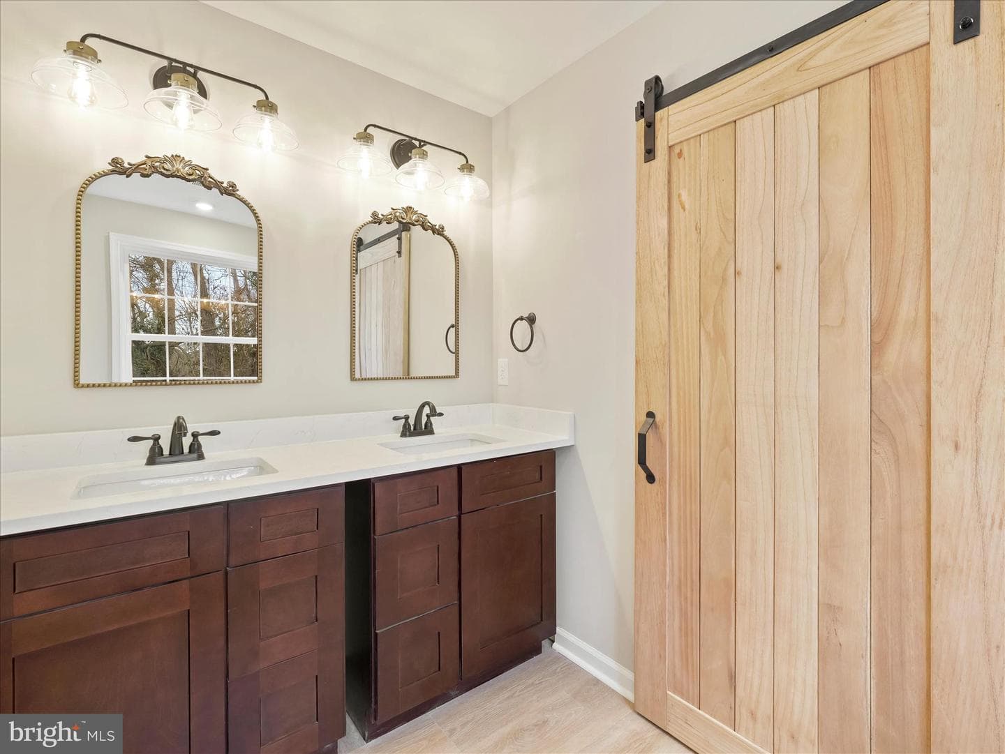 10904 Decker Avenue photo 25