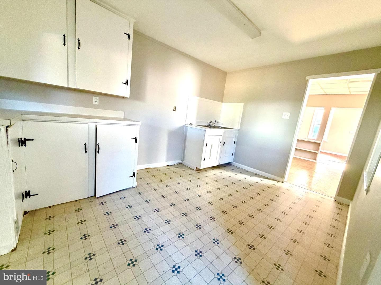 132 Randolph Avenue photo 23