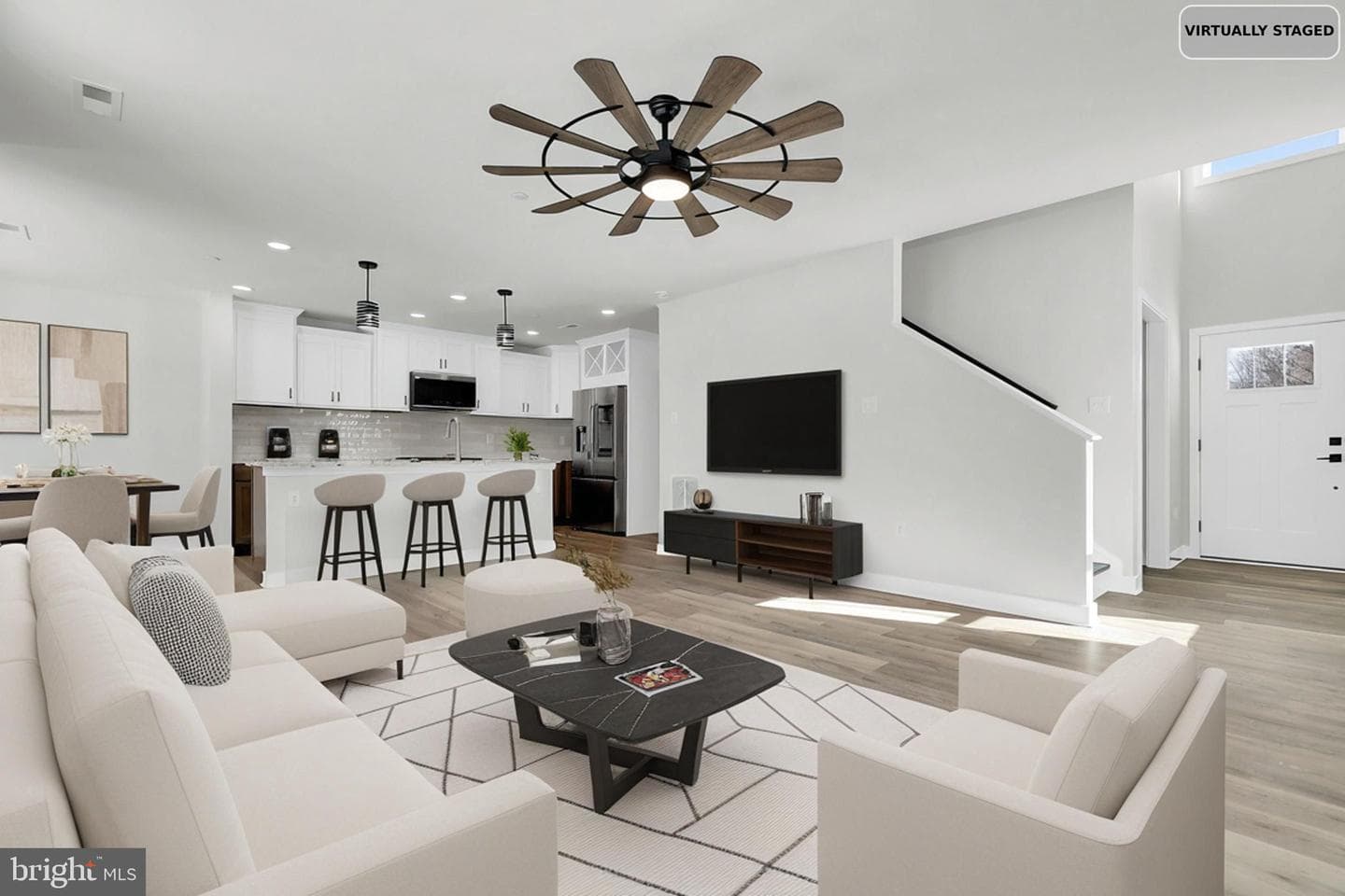 13808 Weaver Avenue photo 6