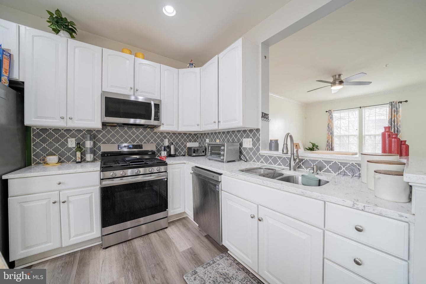 17668 Potter Bell Way photo 8