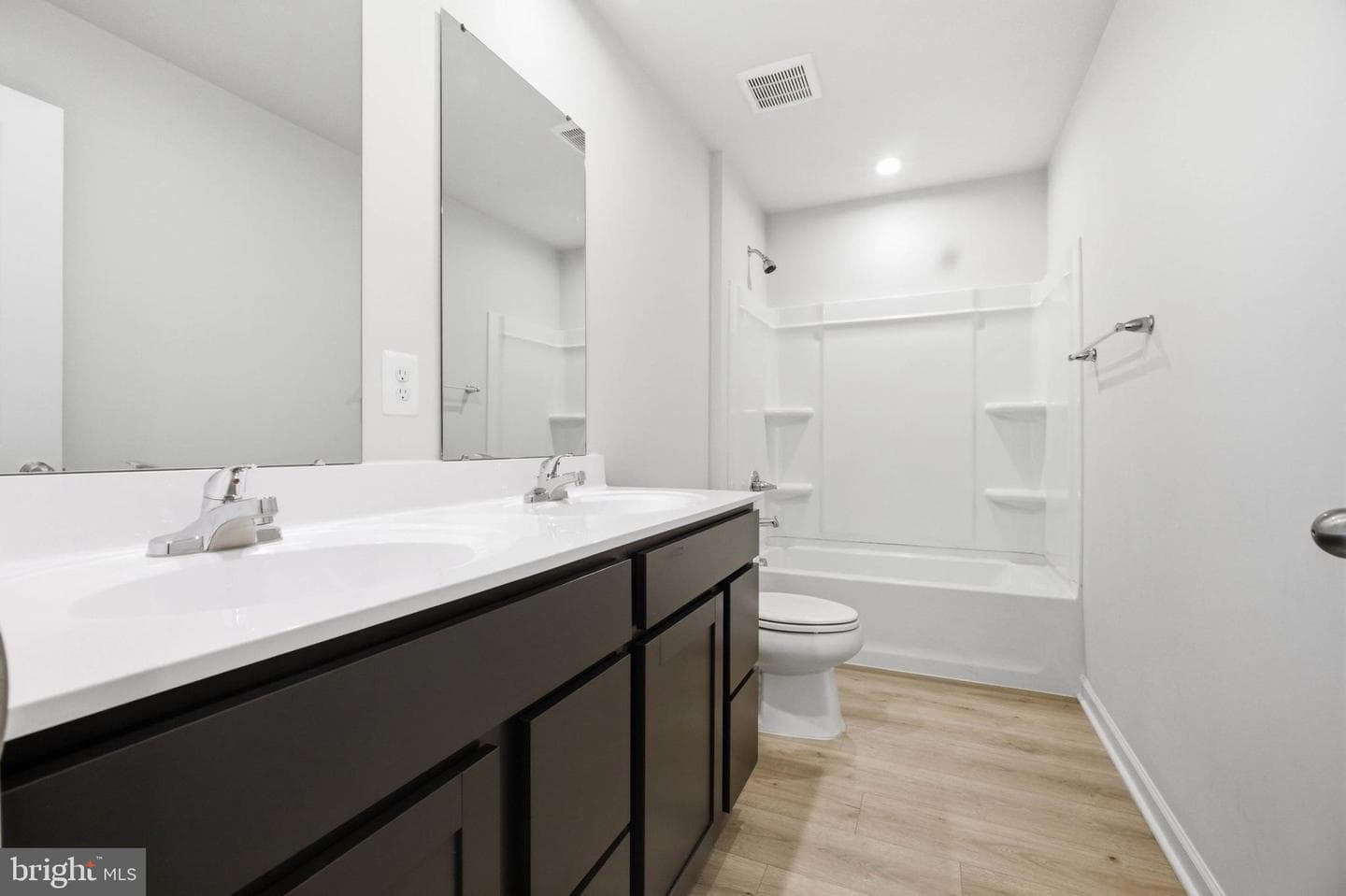 103 Charlotte Street photo 14