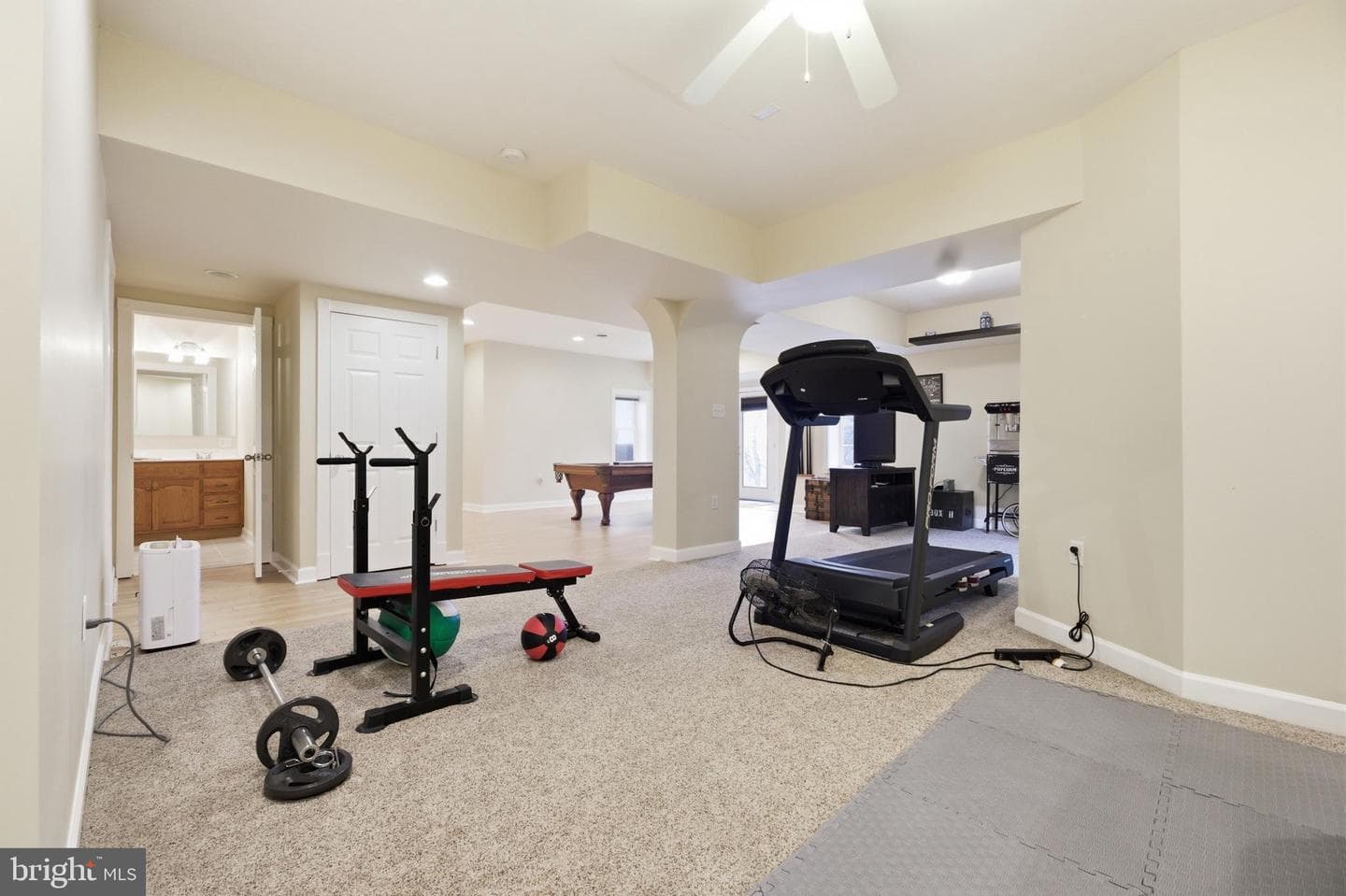 21111 Greenbrier Road photo 54