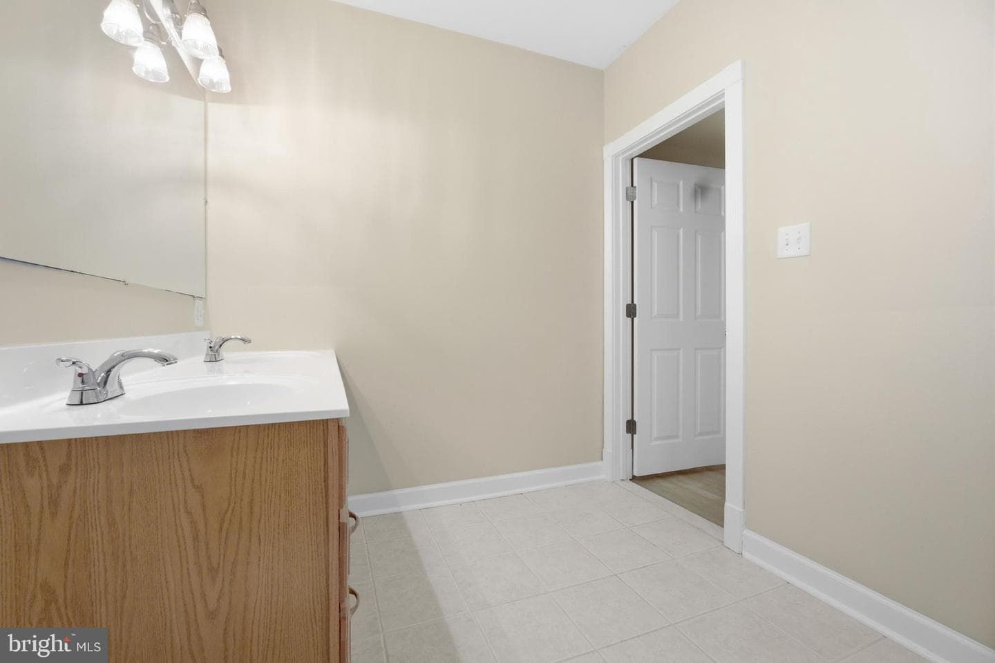 21111 Greenbrier Road photo 57