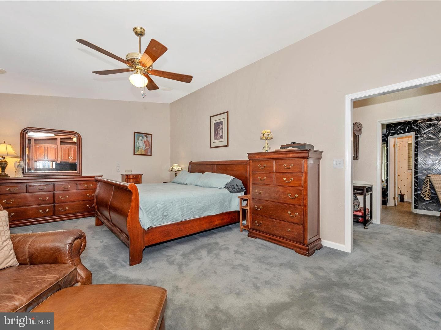 1017 Lindsay Lane photo 32