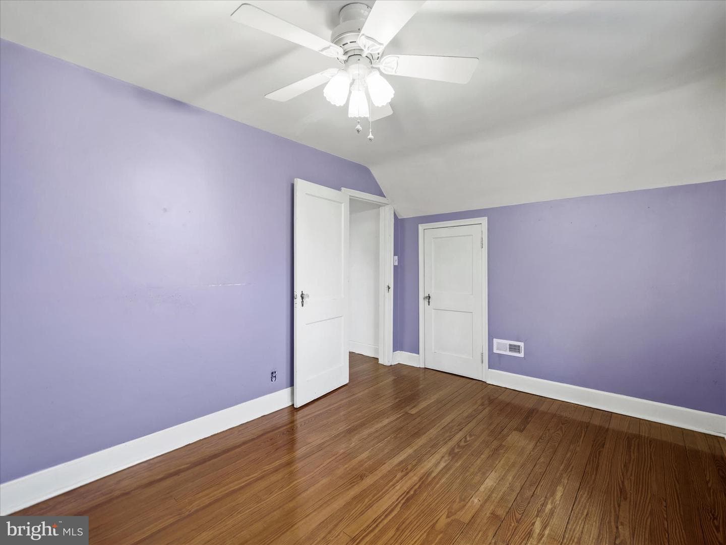 1304 Salem Avenue photo 13