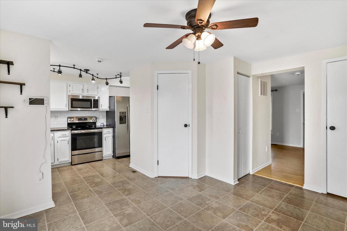 244 Lily Court photo 8