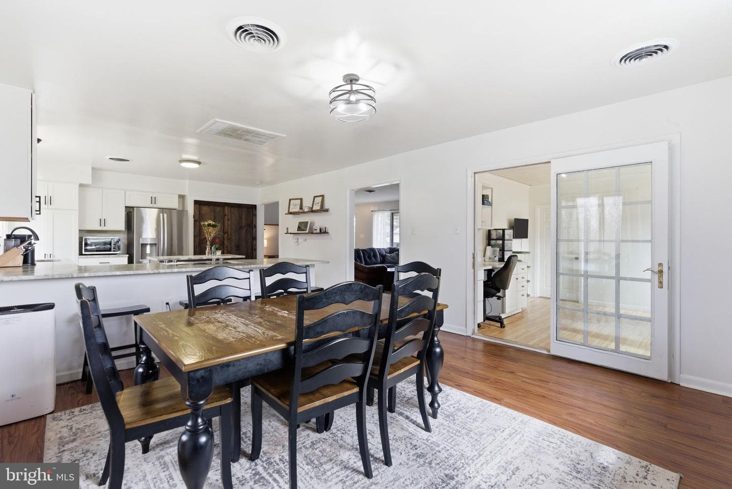 20767 Beaver Creek Road photo 11
