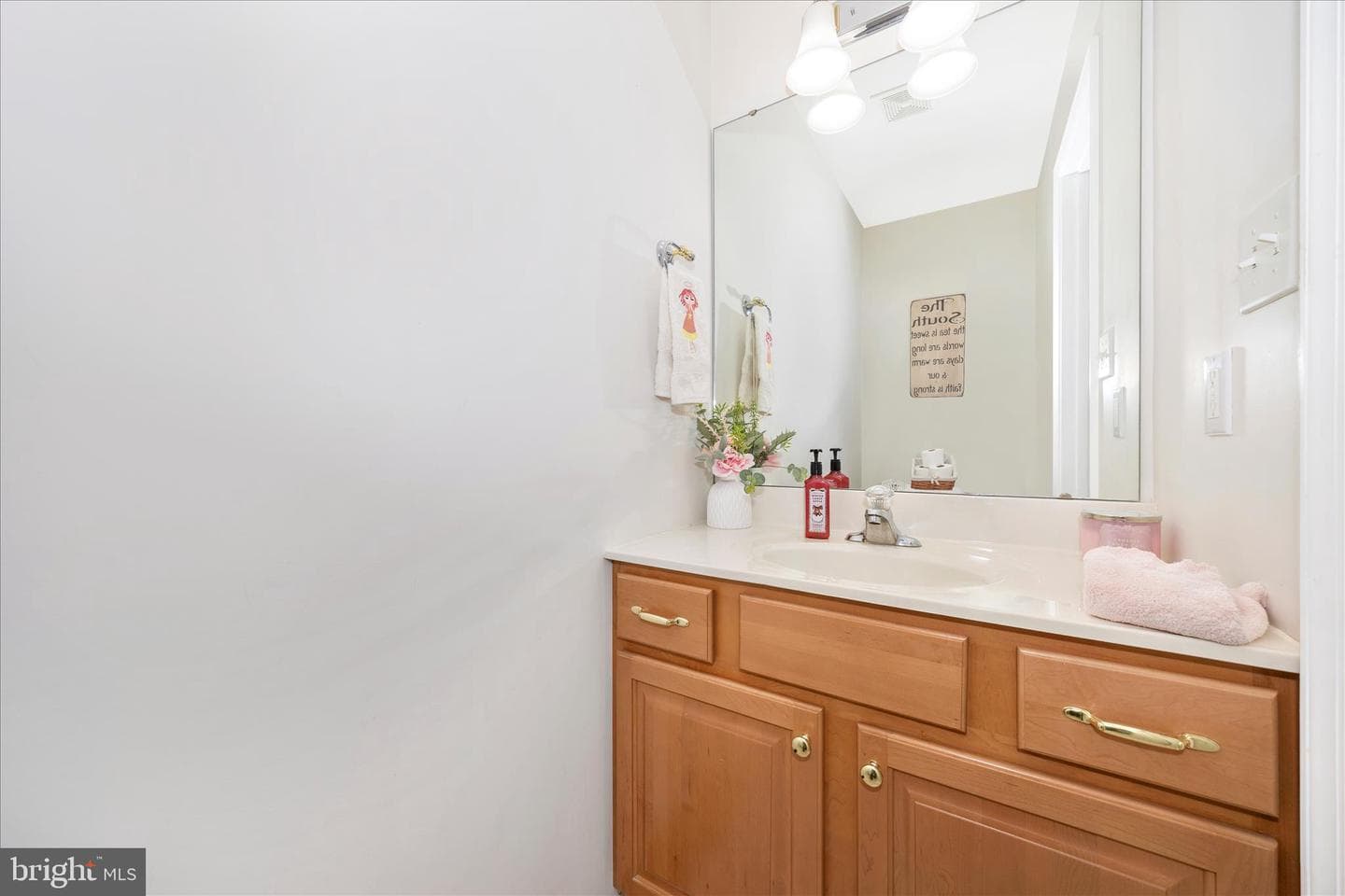 235 Montclair Court photo 24