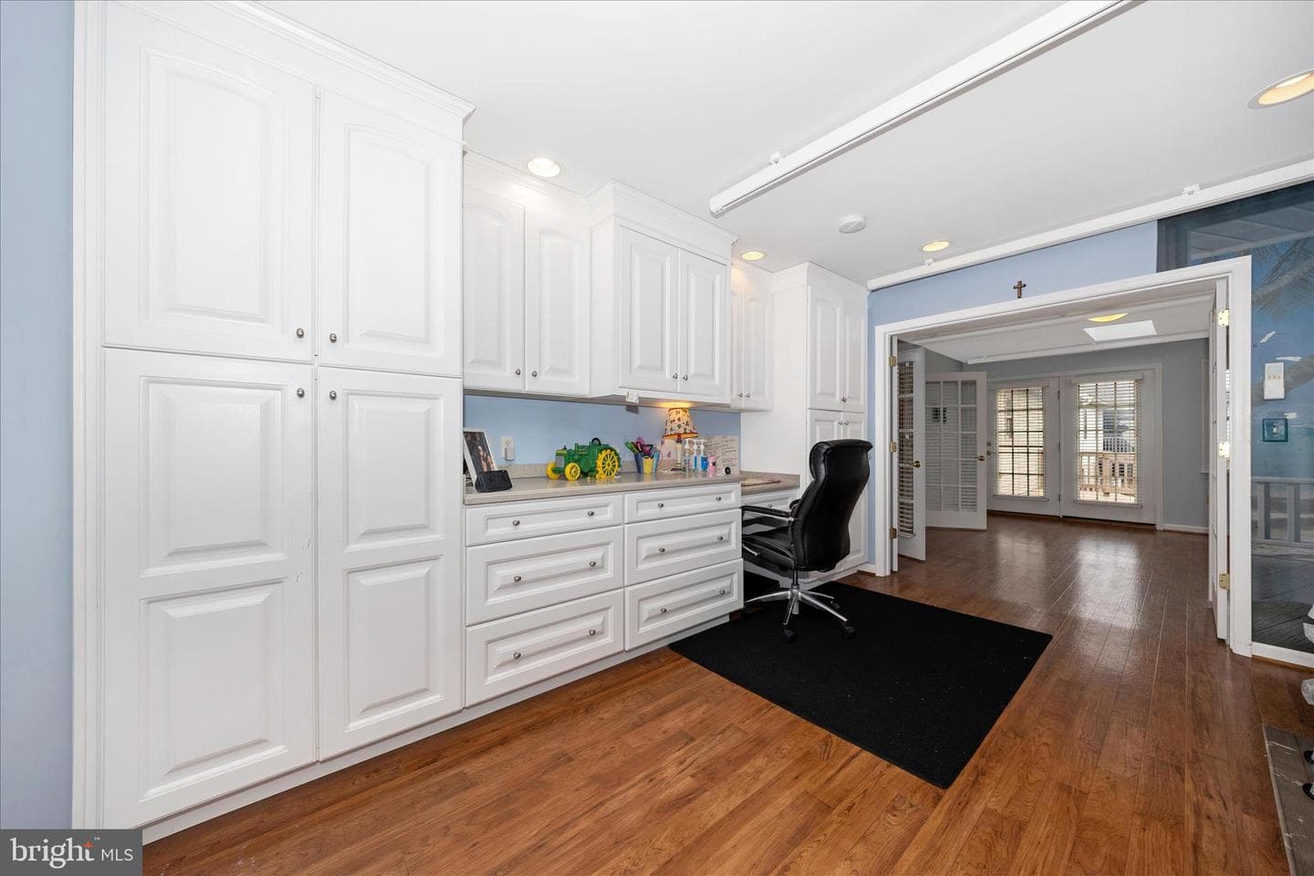 235 Montclair Court photo 30