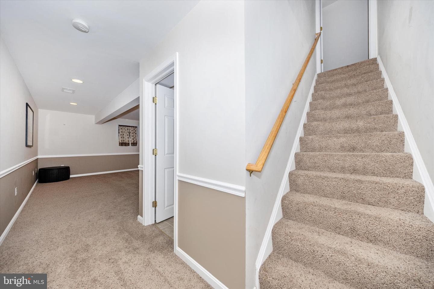 235 Montclair Court photo 41