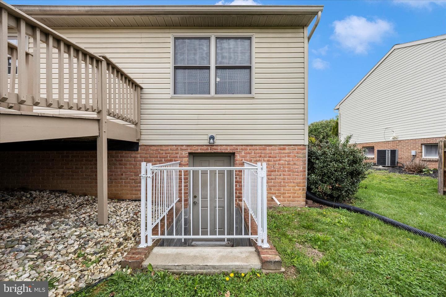 235 Montclair Court photo 58
